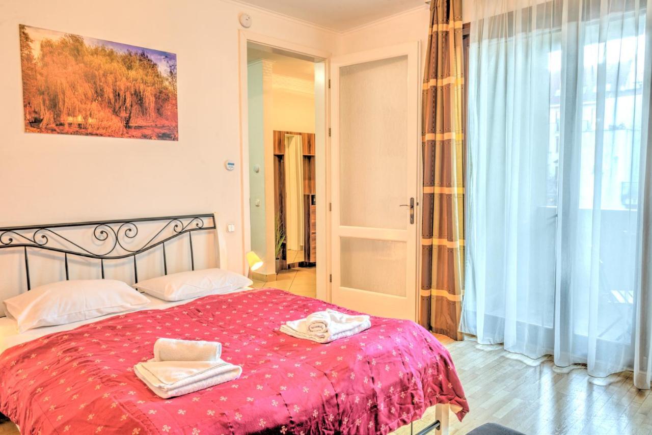 Central Apartments Budapest Bagian luar foto