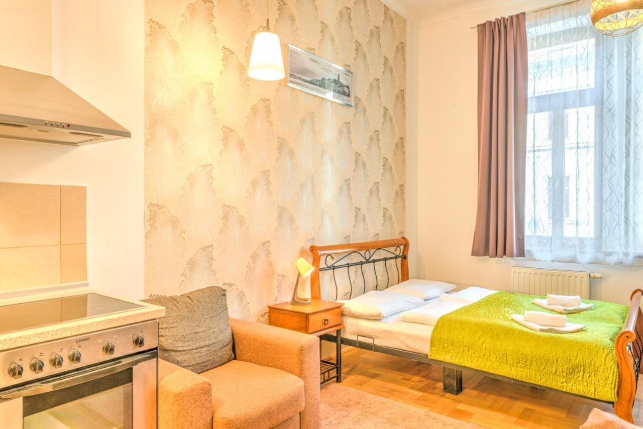 Central Apartments Budapest Bagian luar foto