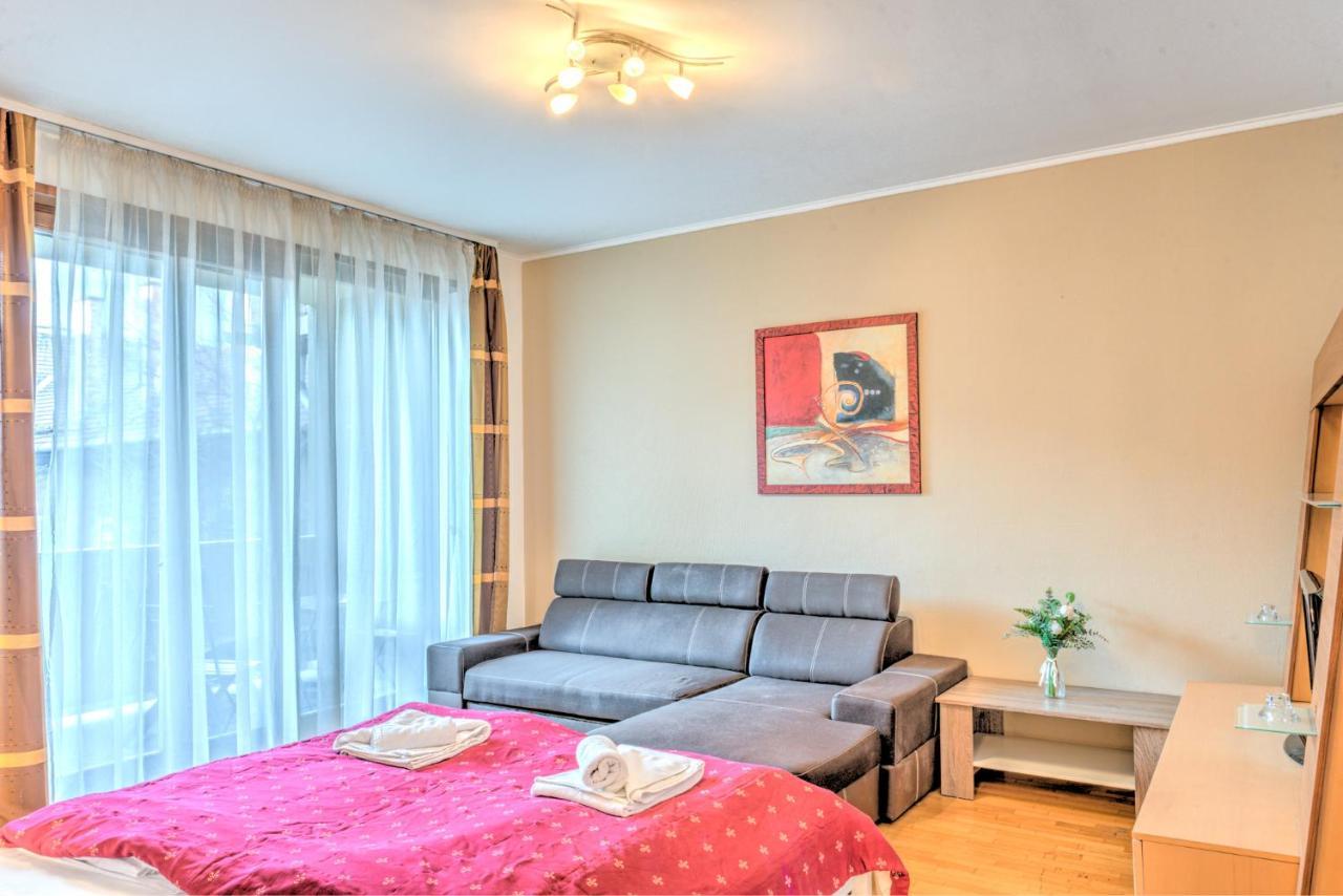 Central Apartments Budapest Bagian luar foto