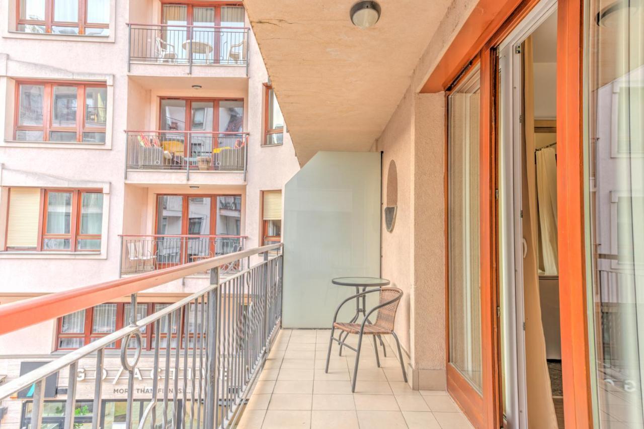 Central Apartments Budapest Bagian luar foto